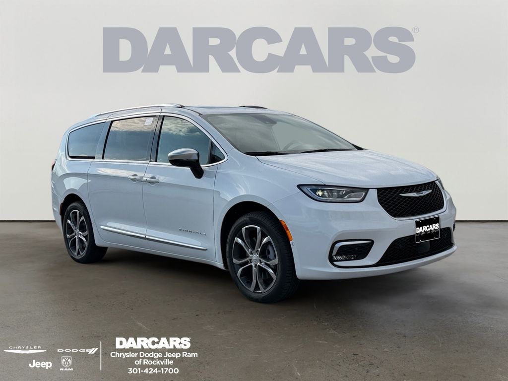 2026 Chrysler Pacifica Pinnacle in Bright White Clear-Coat Exterior Paint — front three-quarter view