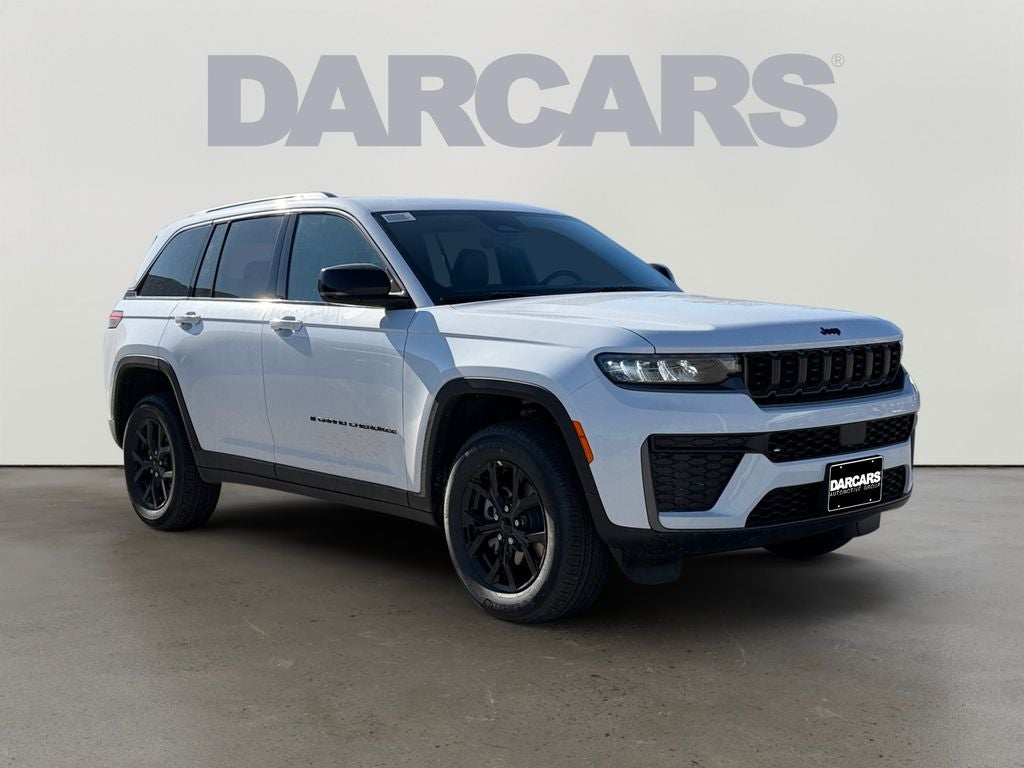 2026 Jeep Grand Cherokee Altitude in Bright White Clear-Coat Exterior Paint — front three-quarter view
